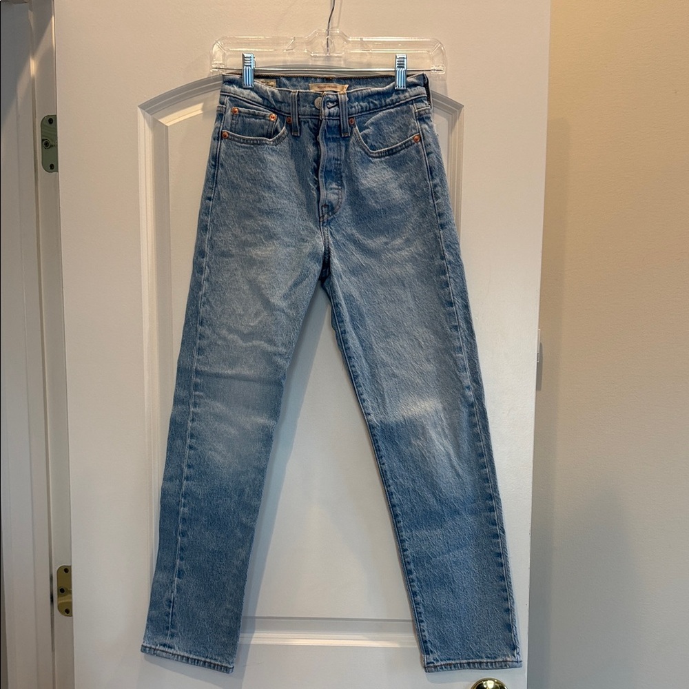 Levi’s wedgie straight jeans